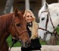 FIERACAVALLI: Il cocktail di benvenuto nel cortile dei Mercati Vecchi