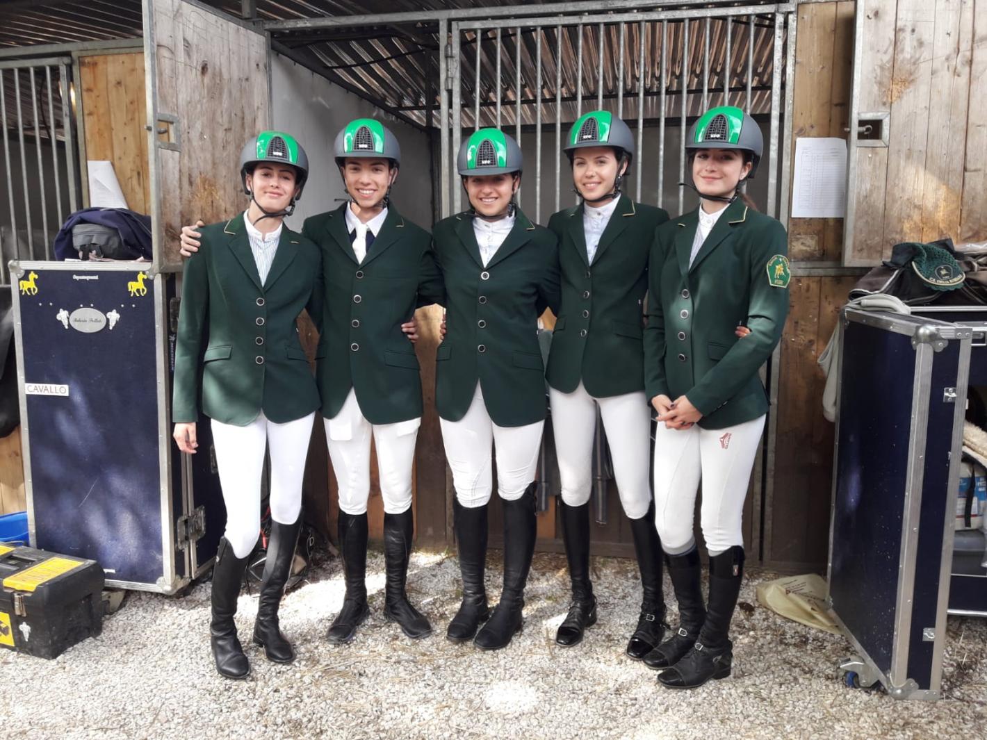 images/emiliaromagna/Foto/Salto_Ostacoli/medium/PDS_2019_TEAM_CRER.jpeg
