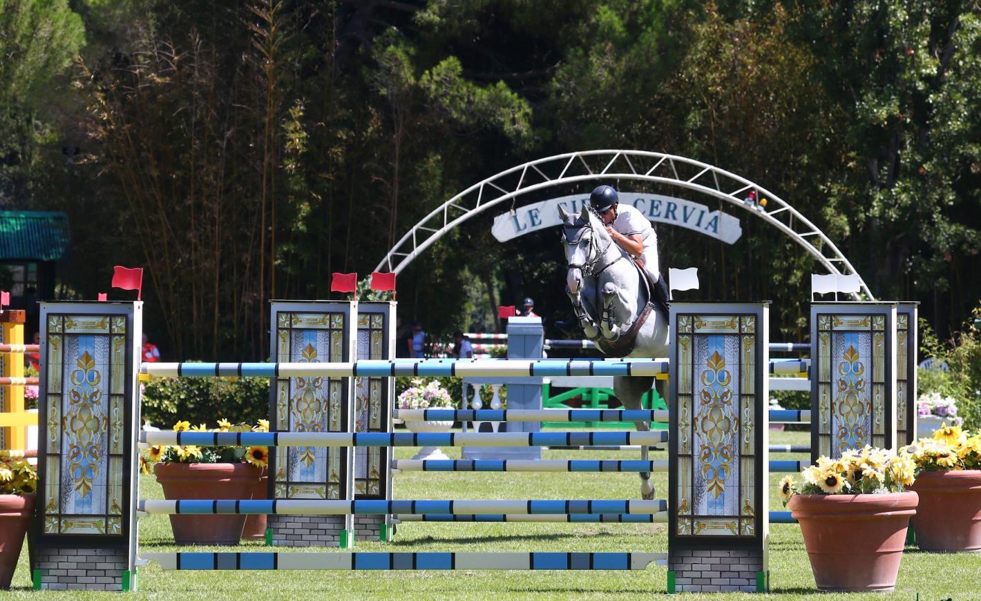 images/emiliaromagna/Salto_Ostacoli/medium/1_FERNANDO_FOURCADE_LOPEZ_vinc_GP.jpg