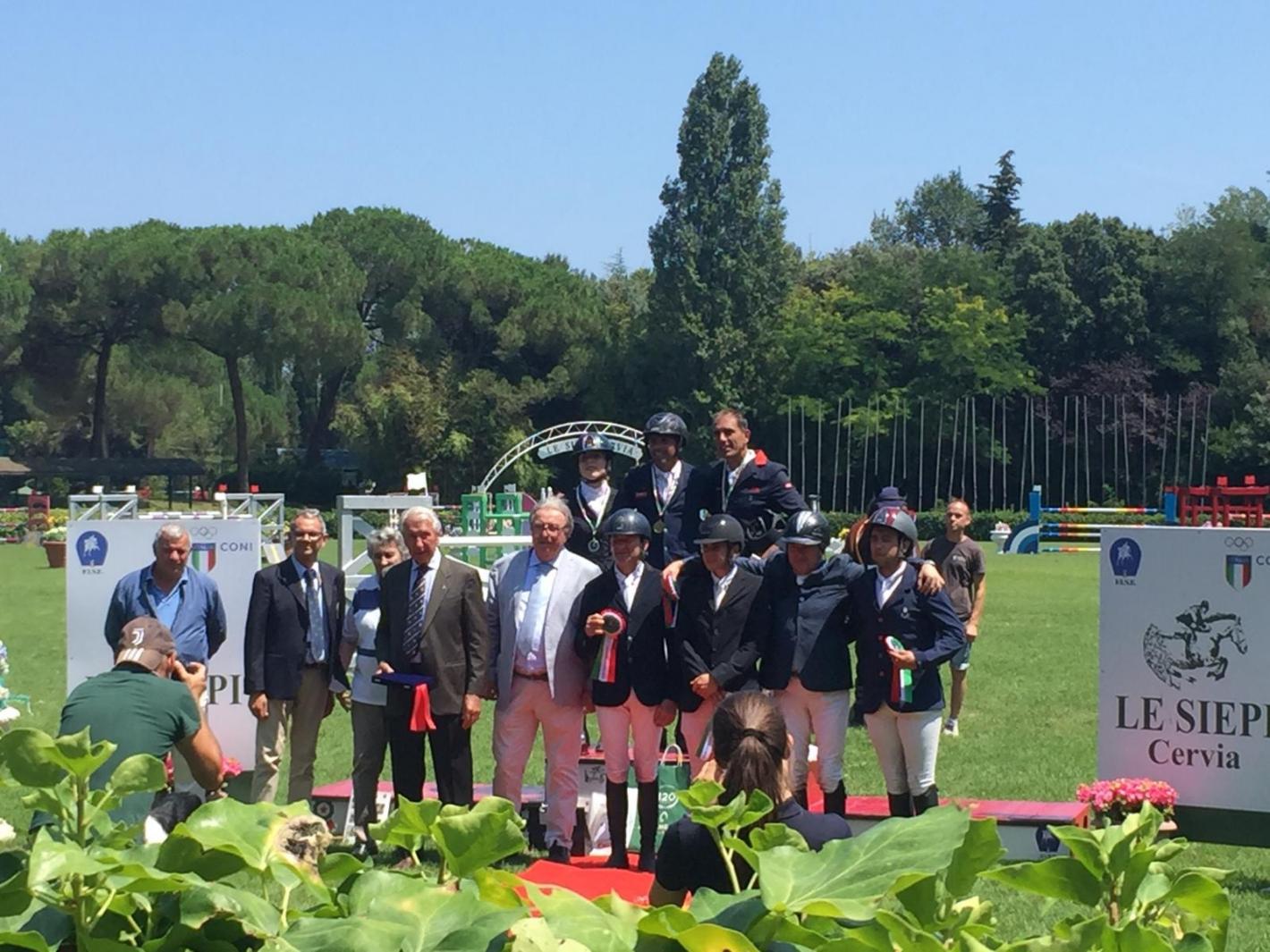 images/emiliaromagna/Salto_Ostacoli/medium/CAMP_ISTRUTTORI_2G_2019_cervia.jpg