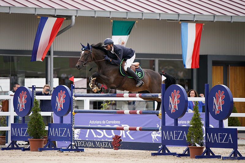 MONETA JOLIE COEUR DAVRIL OXER SPORT 2023