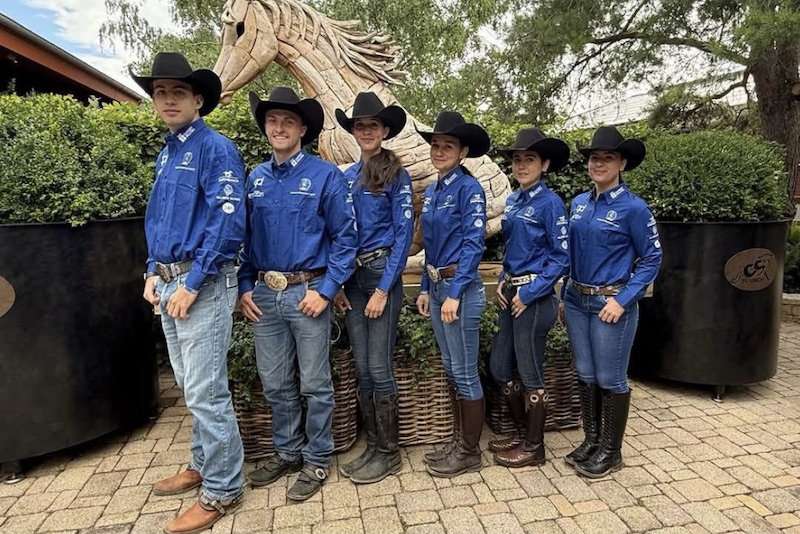 Young_riders_non_Pro