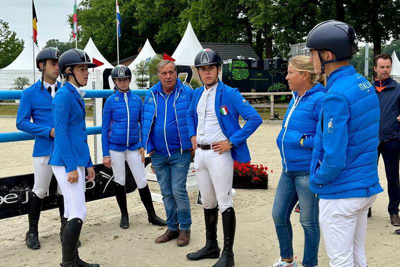 YOUNG RIDERS RIESENBECK