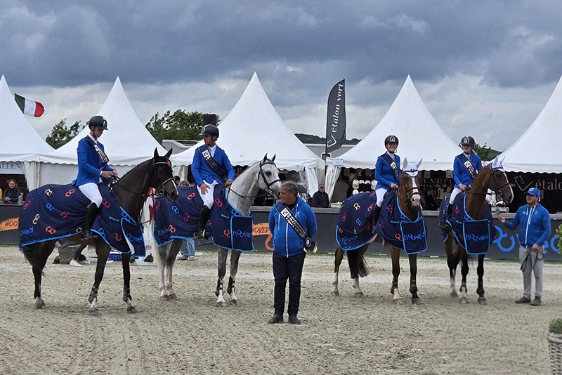 ITALIA-HAGEN-JUNIOR
