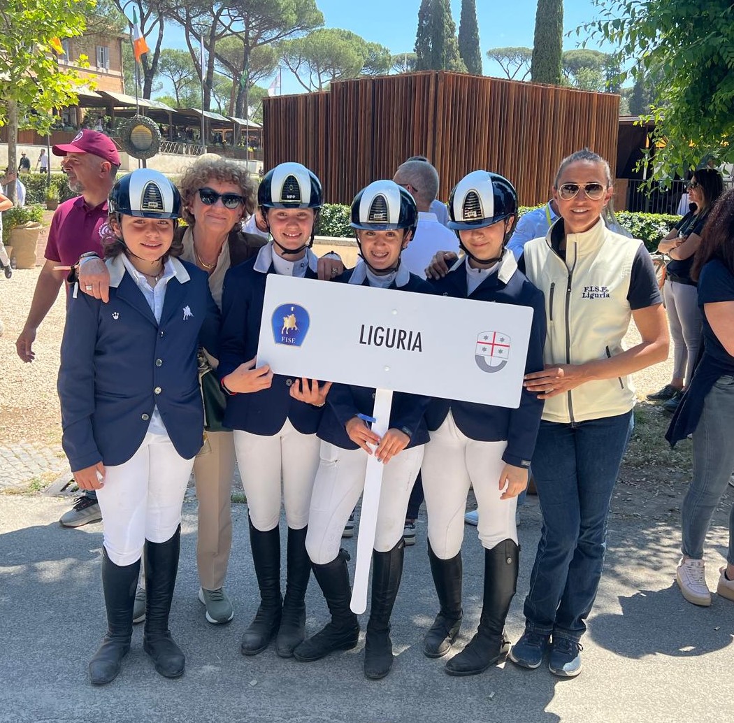SQUADRE PONY E CAVALLI PIAZZA DI SIENA 2024