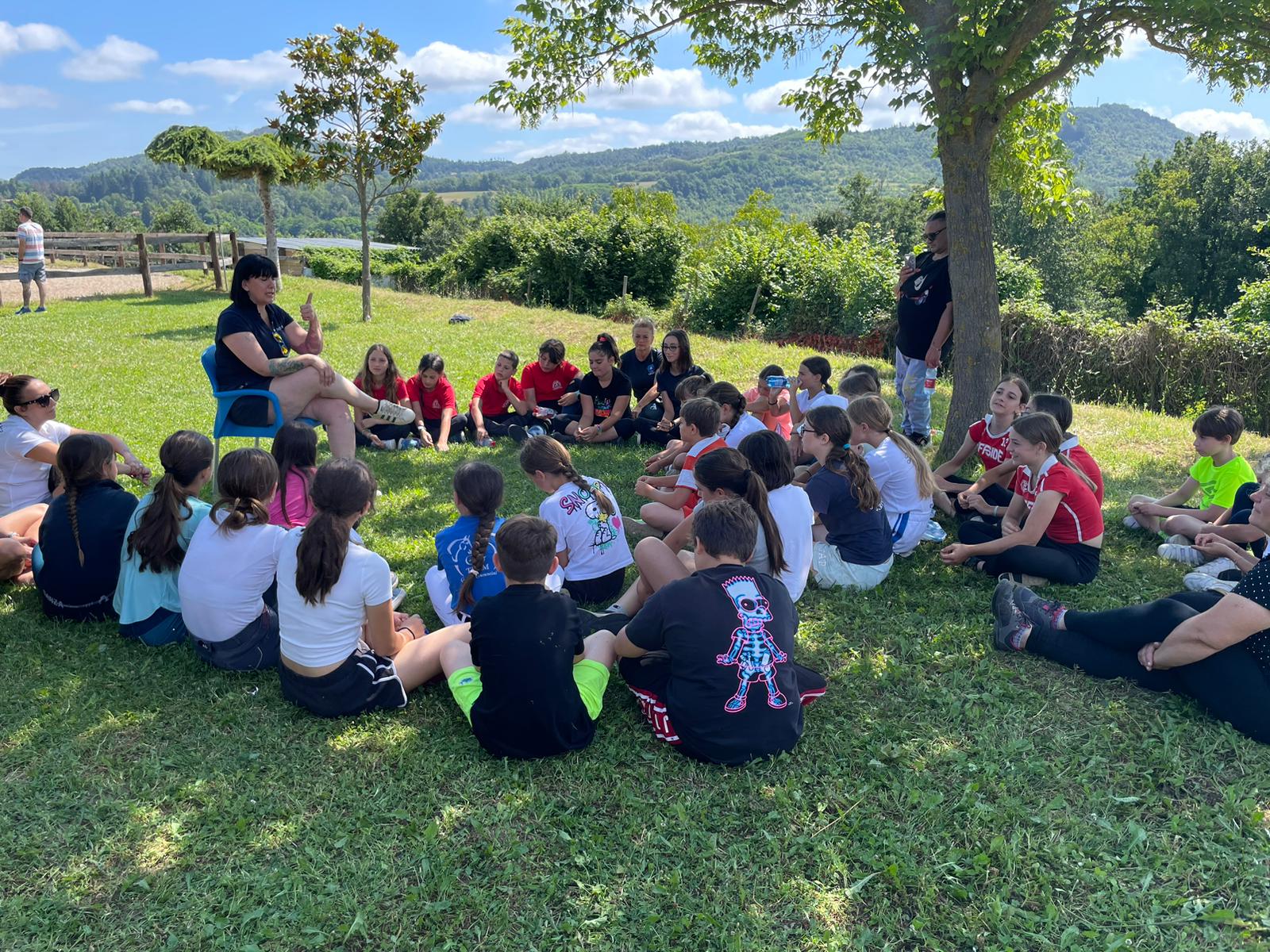 foto ritiro ponyadi 2024 black horse - s i finalese