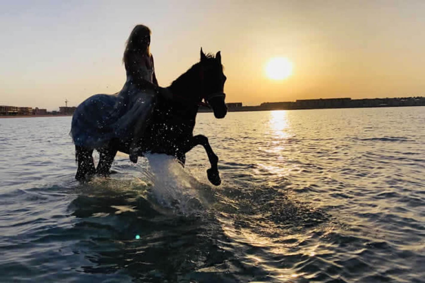 images/liguria/medium/viaggio-emozione-a-cavallo-egitto-come-una-principessa-amazzone-1.jpg