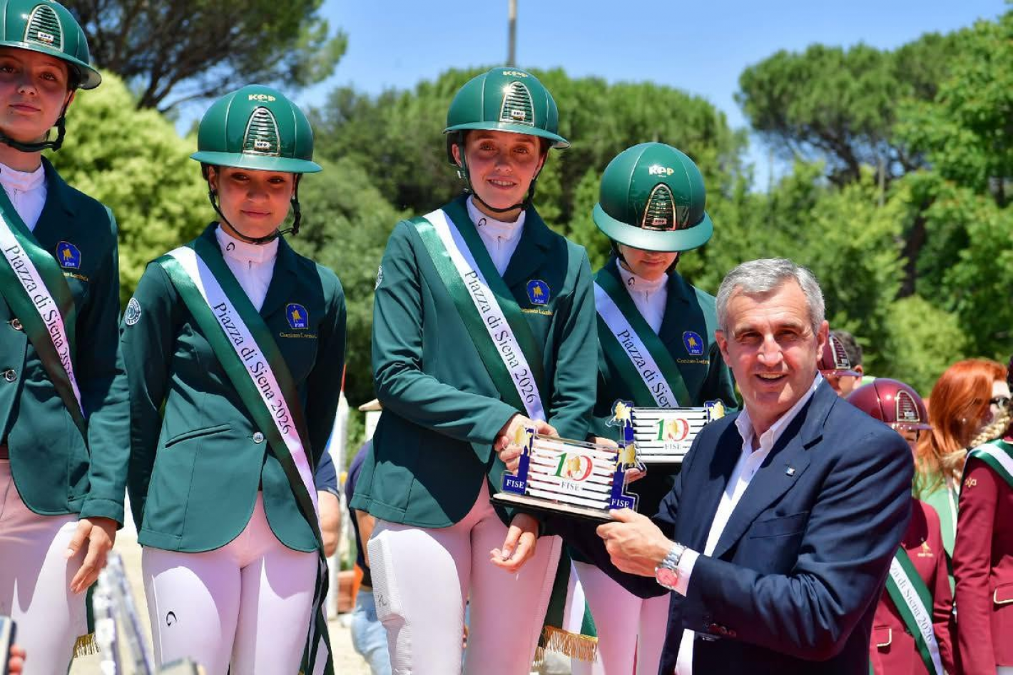 images/lombardia/medium/ragazzepng.png