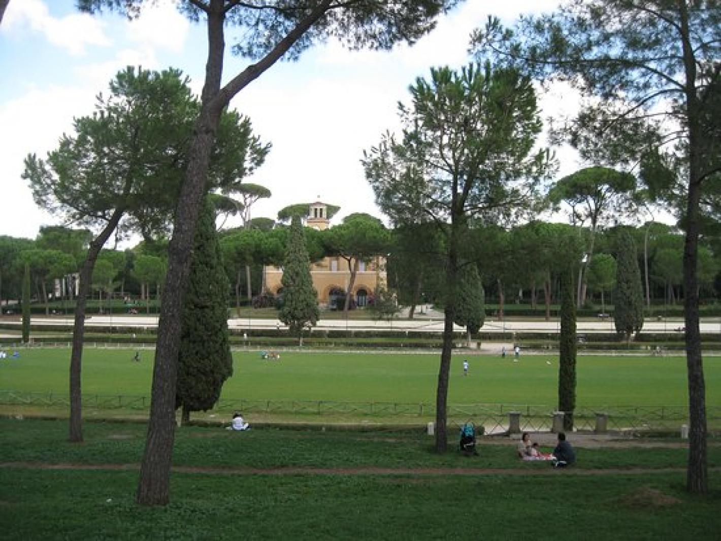 images/marche/Salto_Ostacoli/Piazza_di_Siena/2021/medium/veduta-di-piazza-di-siena.jpg