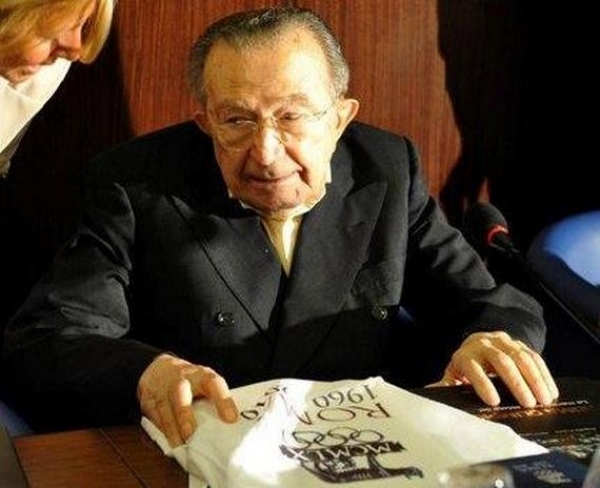 Scomparso Giulio Andreotti: Un minuto di silenzio in tutte le manifestazioni sportive