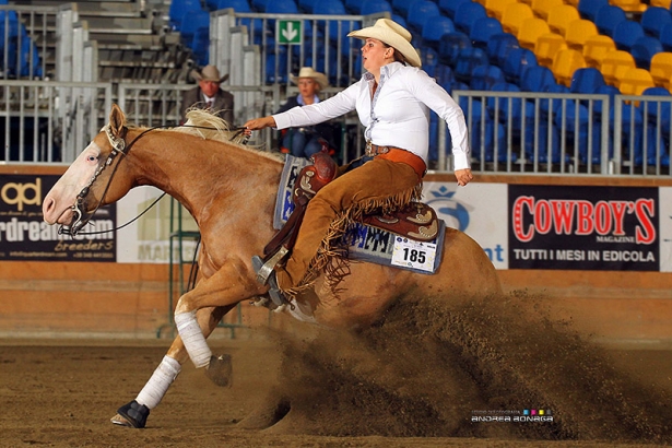 REINING: A Susy Baeck e Pop Gun Cash BB il Derby Europeo Non pro