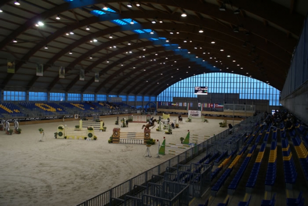 SALTO OSTACOLI: Aperte iscrizioni internazionale indoor Manerbio