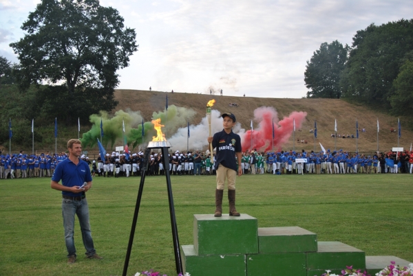 IL CEF ABBRACCIA LE PONYADI 2012