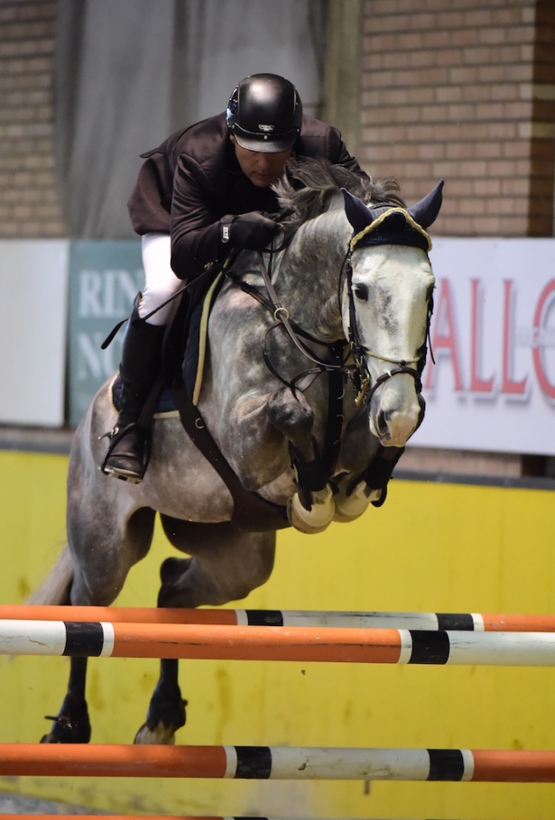 SALTO OSTACOLI: Toscana Tour. Inno per Casadei