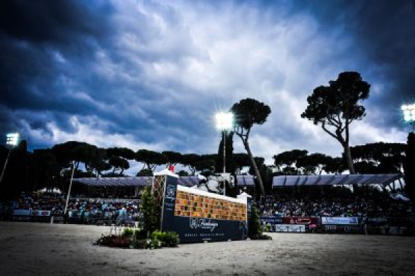 Piazza di Siena: “Cavalli, uomini e sport”
