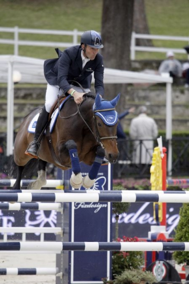 SALTO OSTACOLI: Piazzamento di Moneta a Monte Carlo