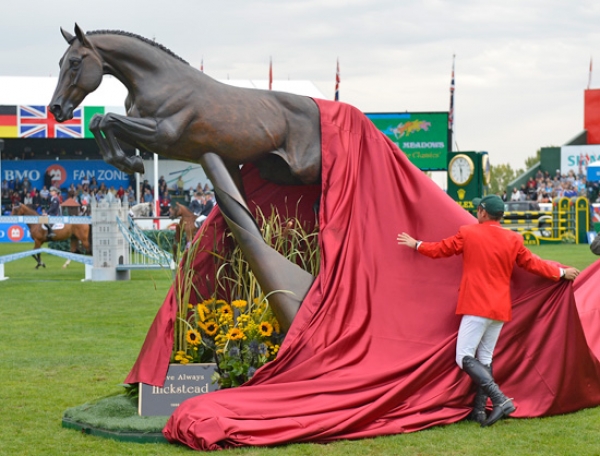 Una statua per Hickstead