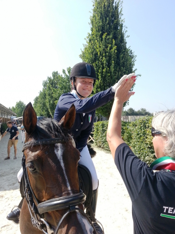 DRESSAGE: Berni seconda nel Team Test pony di Nizza