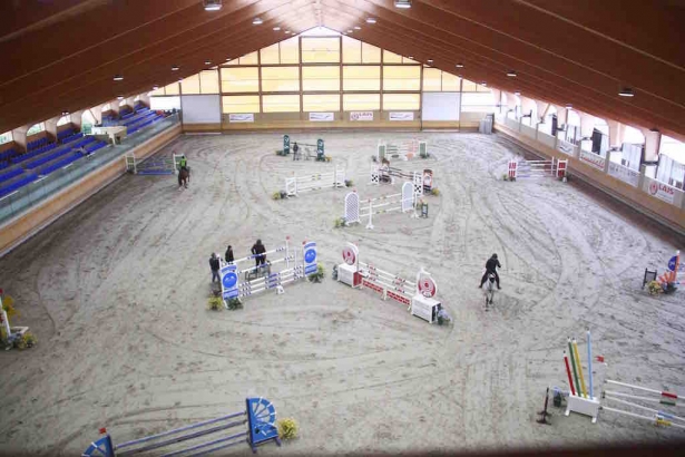 SALTO OSTACOLI: Ponylandia Jumping. Programma on line