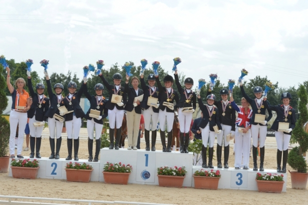 PONY DRESSAGE: UNA QUALITÀ SEMPRE MAGGIORE