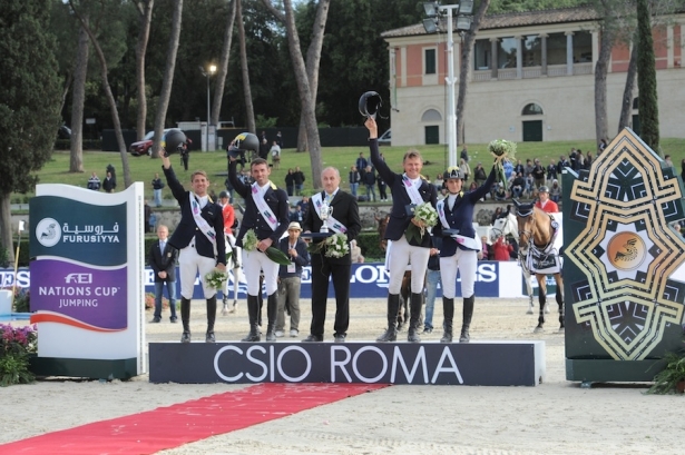 Piazza di Siena: Italia quarta in Coppa