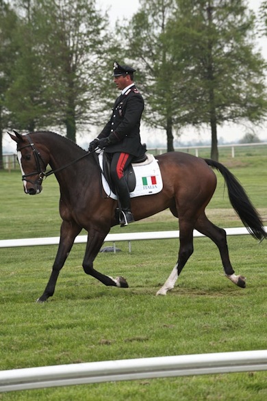 Completo: Brecciaroli in testa nel CIC3* di Vairano