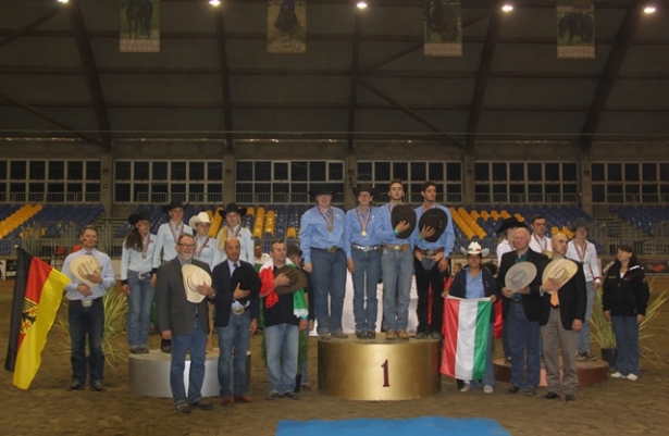 REINING: Europei giovani. Italia oro a squadre Junior e Young Rider