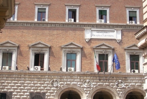 CONI: Certificati penali. Circolare interpretativa del Ministero della Giustizia