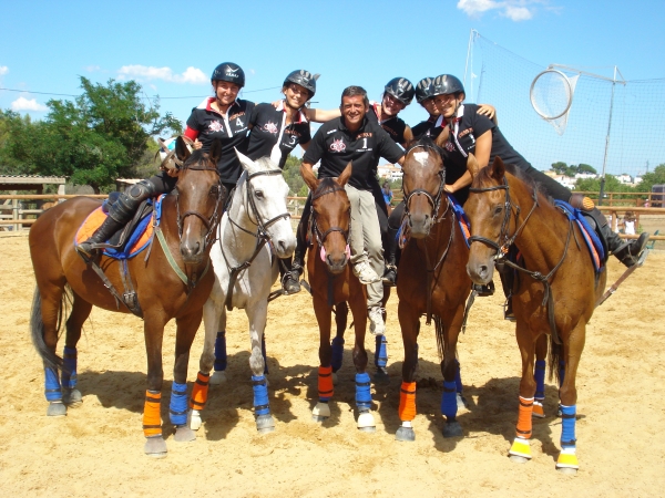 Horseball: il circolo di Novi vince il torneo Saint Georges d'Orques 