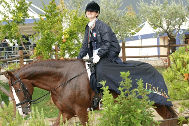 DRESSAGE: Camilla Mauro seconda nel Team Test Junior