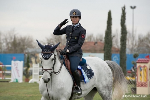 SALTO OSTACOLI: A Oliva suona l’inno di Mameli per Giulia Martinengo