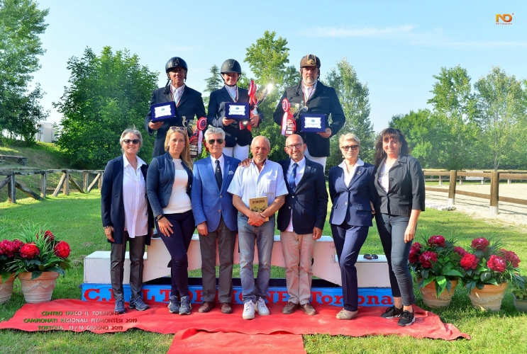 BAS1_0756816