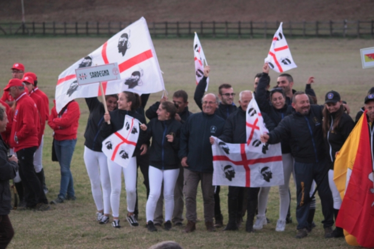 La rappresentativa della Sardegna durante la cerimonia di apertura (5)