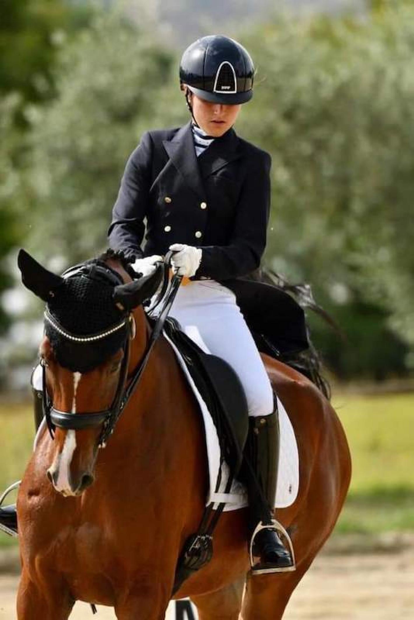images/sicilia/Dressage/medium/Calcaterra_Elsa_sion_Ars.jpeg