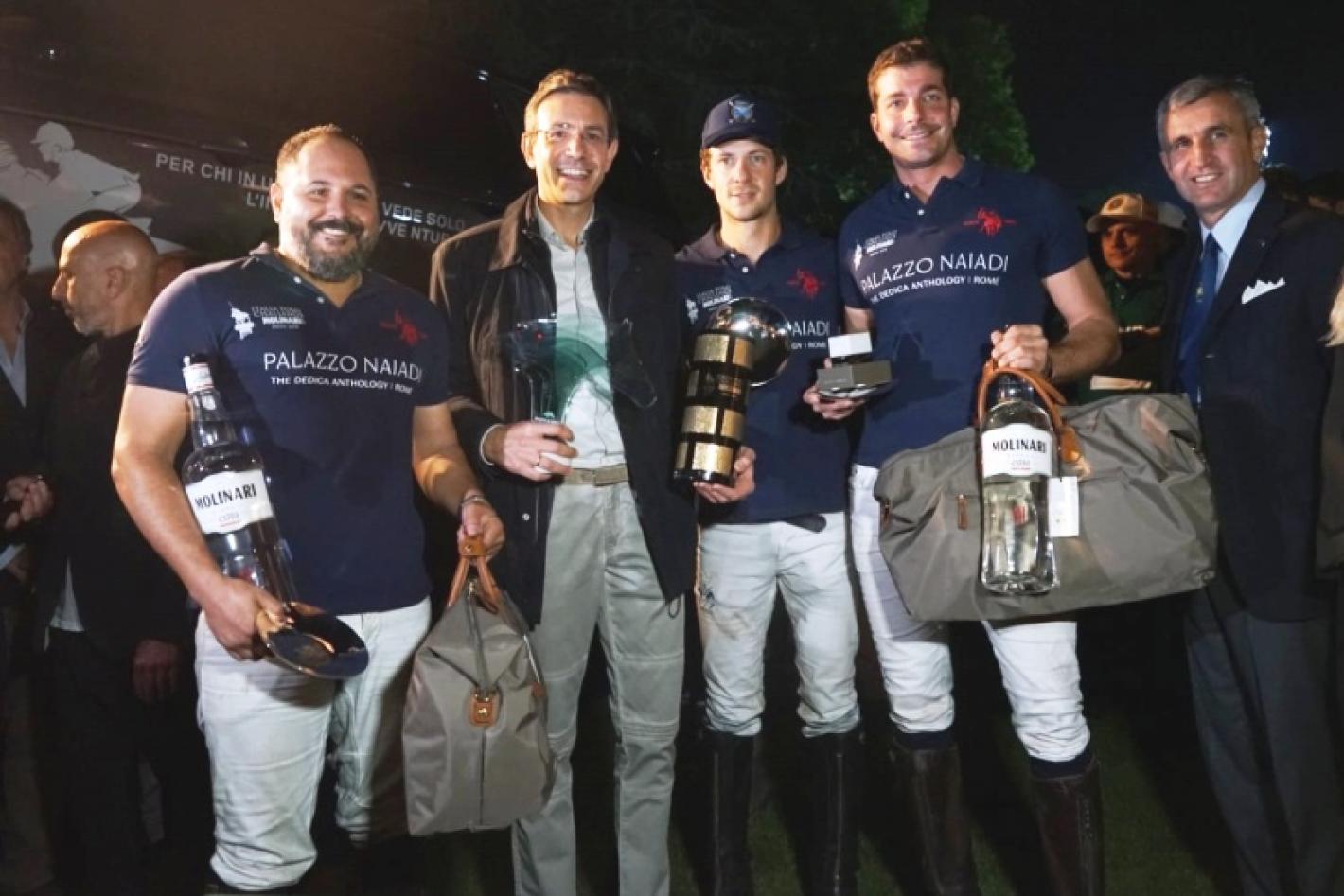 images/sicilia/Polo/medium/Polo_Palazzo_Naiadi.jpg