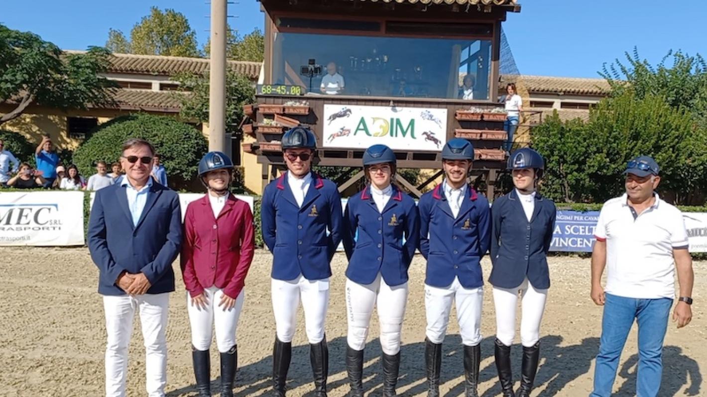 images/sicilia/Salto_Ostacoli/medium/Squadra_sicilia_Verona22.jpg