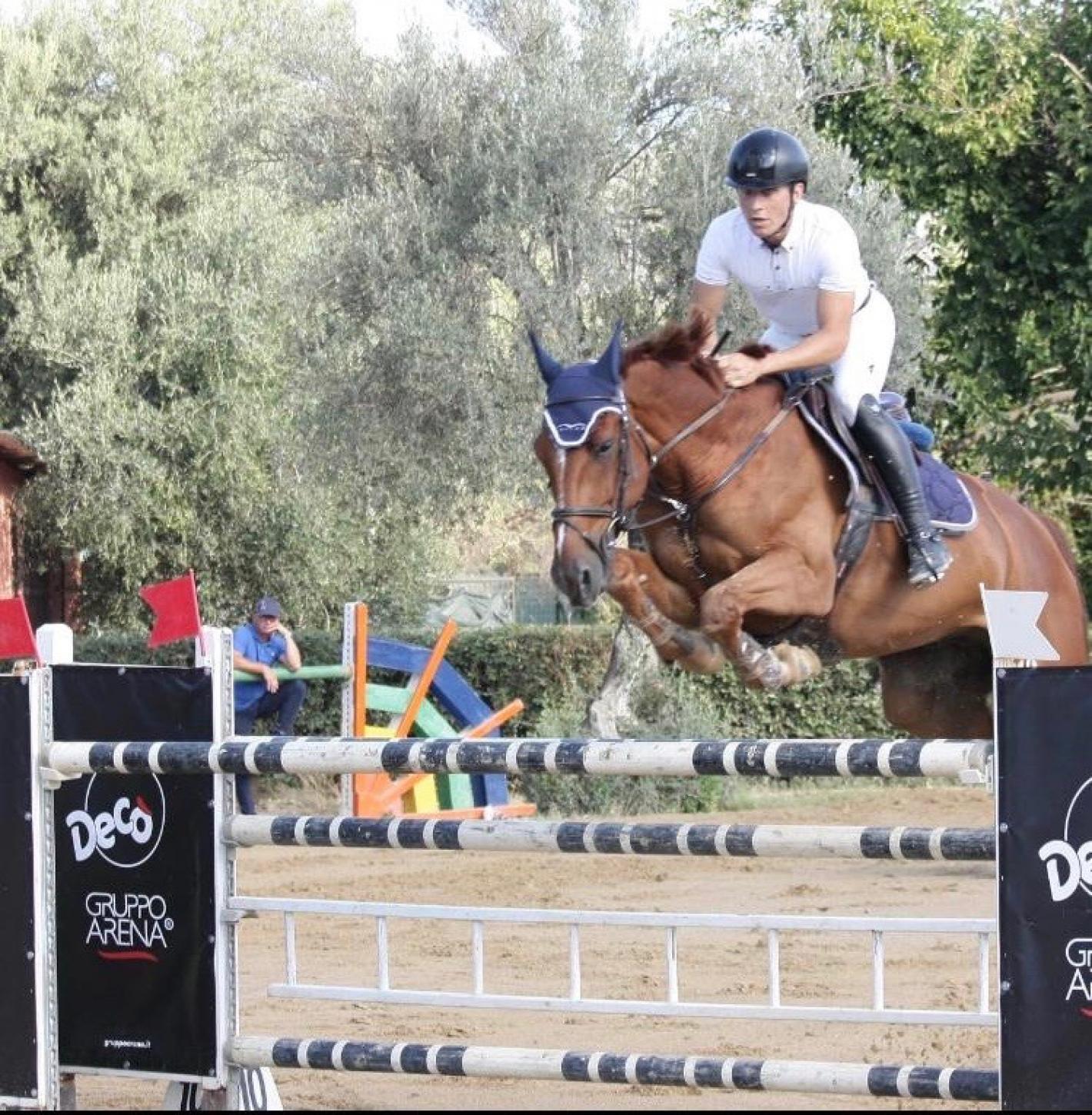 images/sicilia/Salto_Ostacoli/medium/Vitale_andrea_karat_2.jpeg