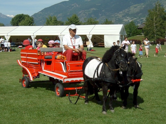 2005GS (09)
