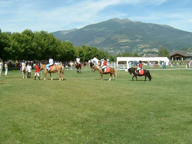 2005GS (17)
