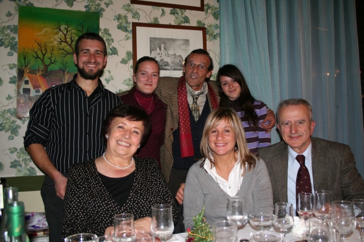 081214_end_25